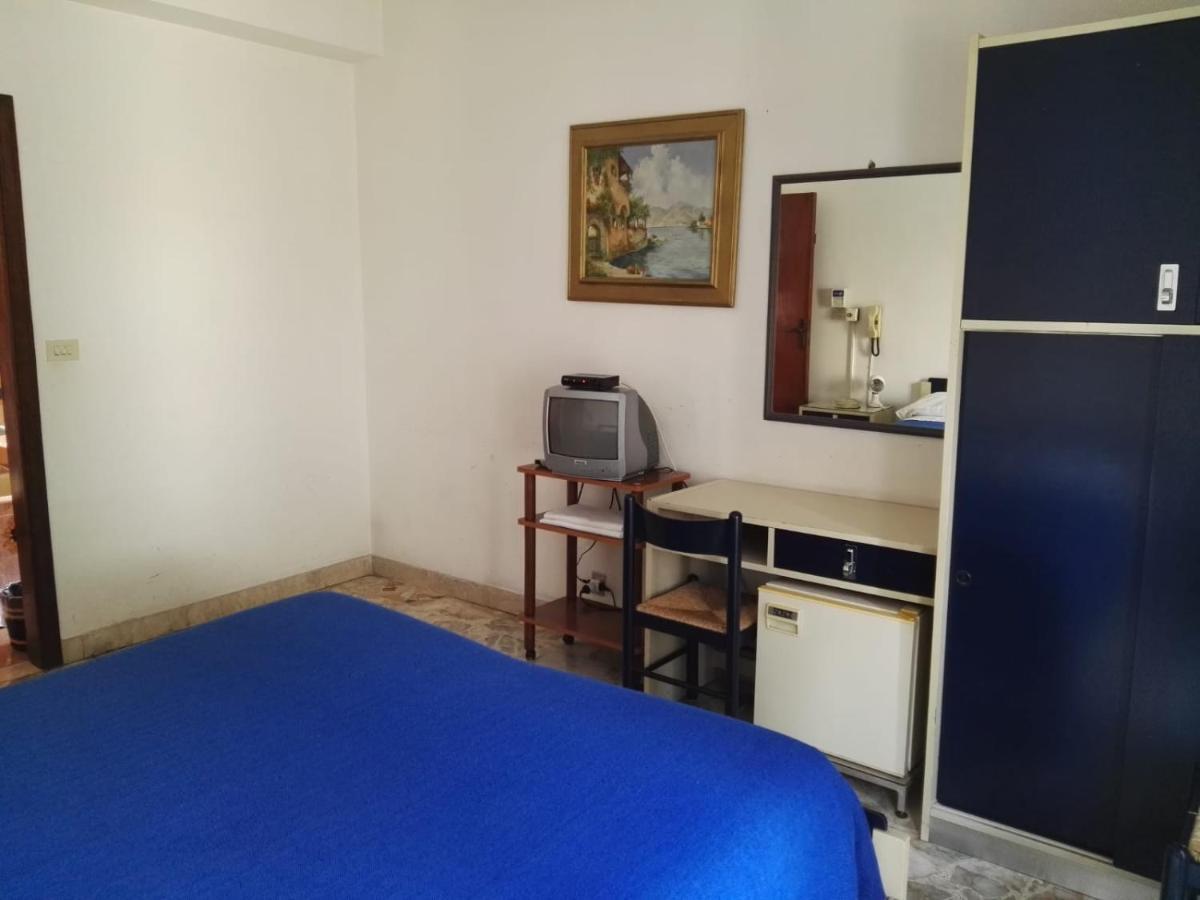 Affittacamere Al Centro Di Milazzo Zewnętrze zdjęcie