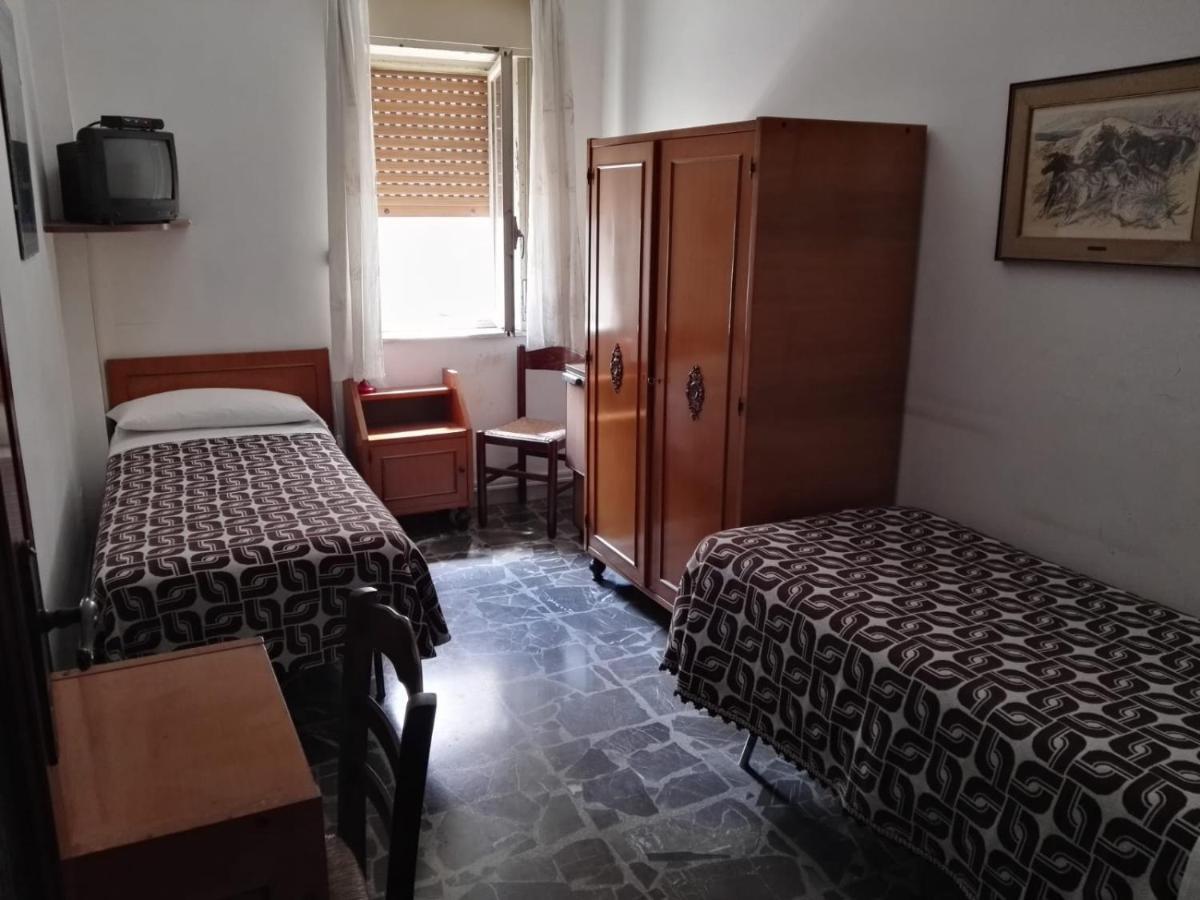 Affittacamere Al Centro Di Milazzo Zewnętrze zdjęcie